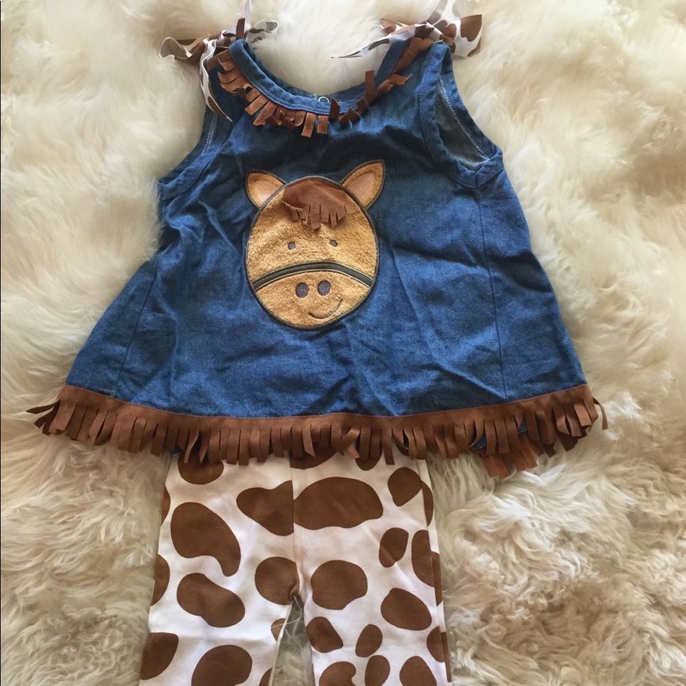 Adorable cowgirl outfit